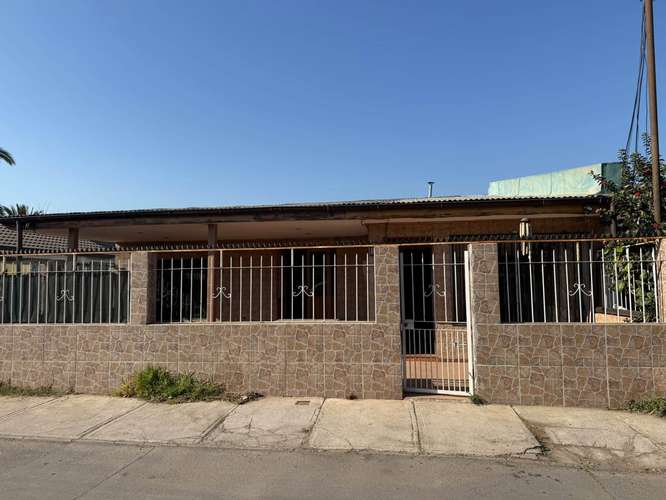 BUSCAS ARRENDAR CASA 1PISO, ACA EN QUILLOTA LO ENCAUNETRAS