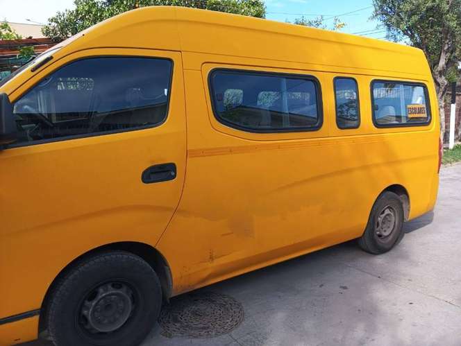 NISSAN NV350 2014