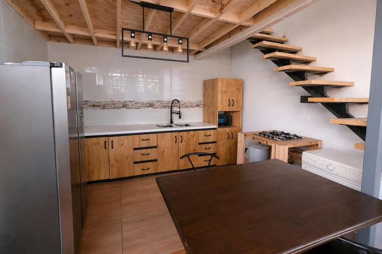 SE VENDE CASA CON PISCINA - Imagen 3