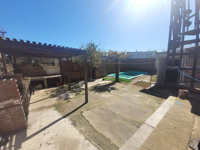 SE VENDE CASA CON PISCINA - Imagen 10