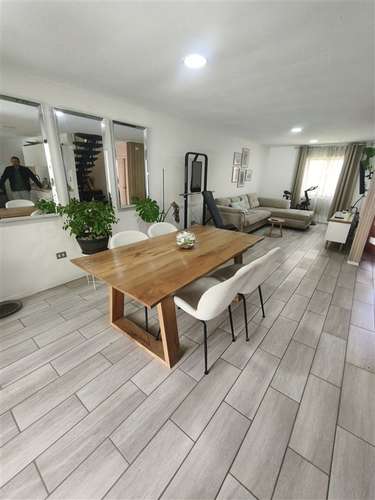 Casa piscina 3 dorm. en Lampa - Imagen 2