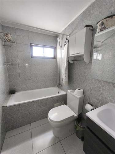 Casa piscina 3 dorm. en Lampa - Imagen 7