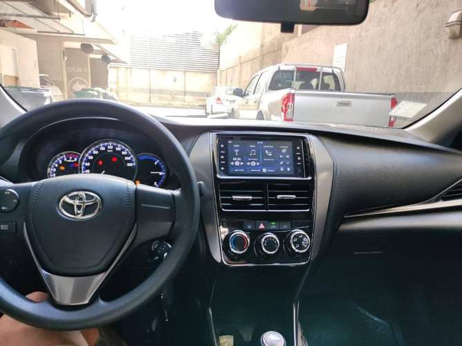 Toyota Yaris Sedan - Imagen 4
