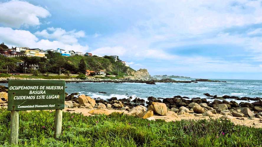 ARRIENDO CASA FRENTE A LA PLAYA - Imagen 18