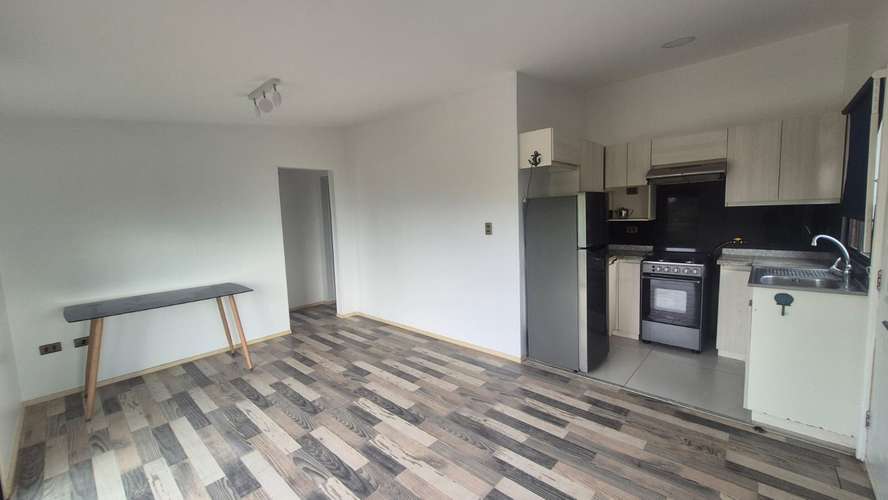 ARRIENDO CASA FRENTE A LA PLAYA - Imagen 11