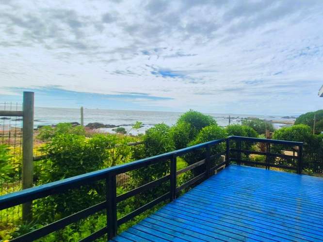 ARRIENDO CASA FRENTE A LA PLAYA - Imagen 3