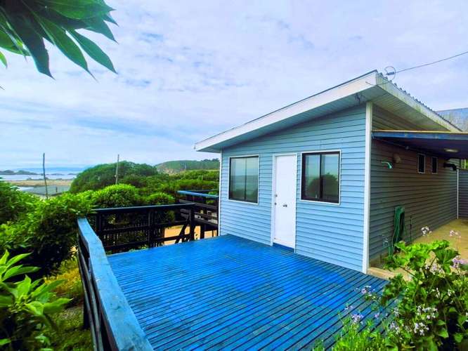 ARRIENDO CASA FRENTE A LA PLAYA - Imagen 4