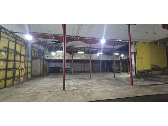Edificio comercial 1.283 m, terreno 640 m, Almendral Valpo - Imagen 12