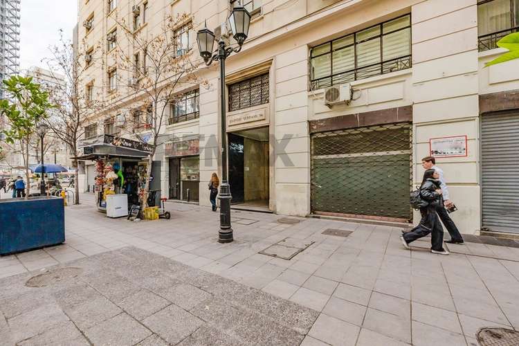 Oficina de 205 m² para empresas e instituciones - Imagen 3