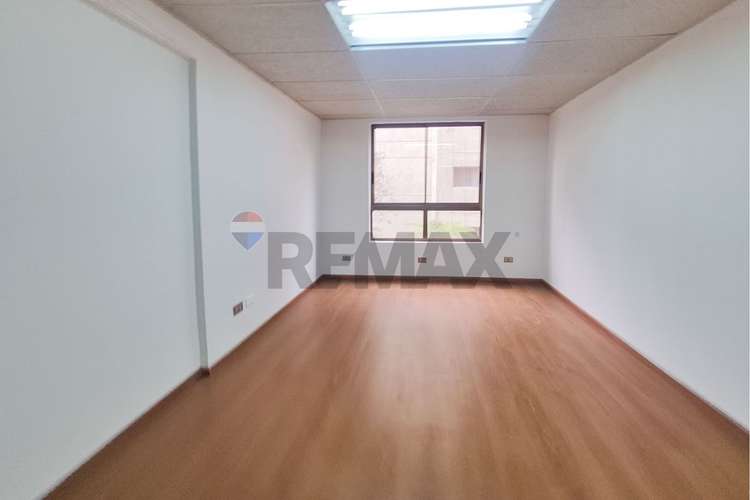 Exclusiva oficina barrio el golf - Imagen 16