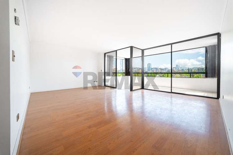 Departamento 4 dormitorios y 3 baños las condes