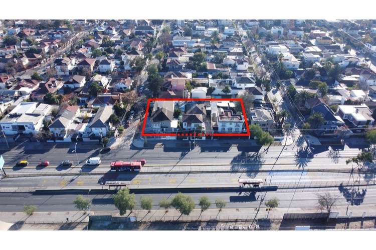 Proyecto strip center, uso comercial o residencial