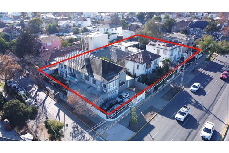 Proyecto strip center, uso comercial o residencial - Imagen 2