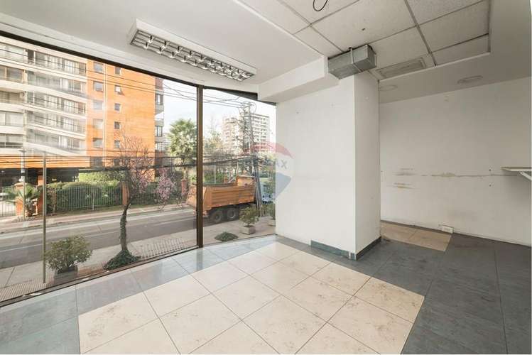Local comercial a pasos de escuela militar