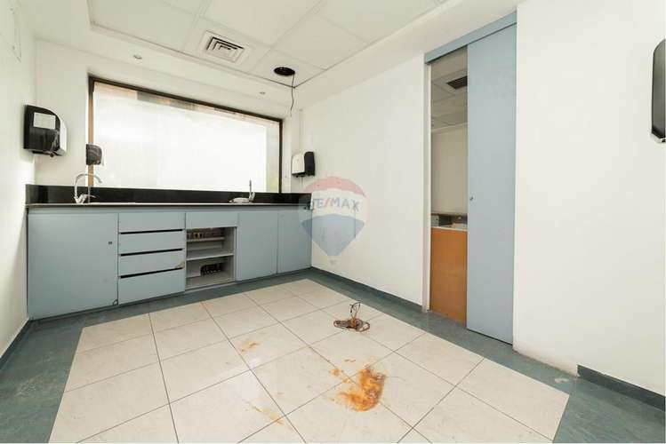 Local comercial a pasos de escuela militar - Imagen 30