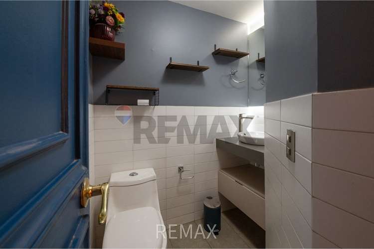 Lindo depto 1d2b + patio privado, renovado - Imagen 18
