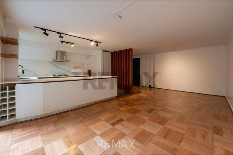 Lindo depto 1d2b + patio privado, renovado - Imagen 6