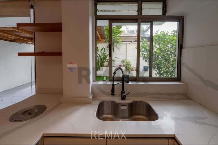 Lindo depto 1d2b + patio privado, renovado - Imagen 8
