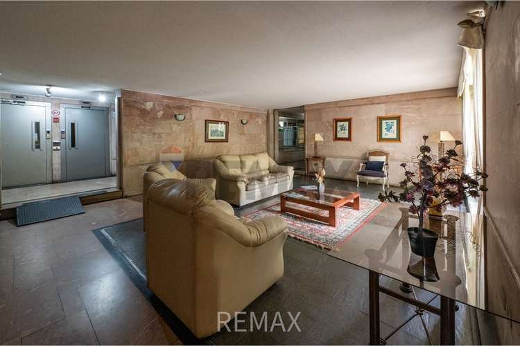 Lindo depto 1d2b + patio privado, renovado - Imagen 25