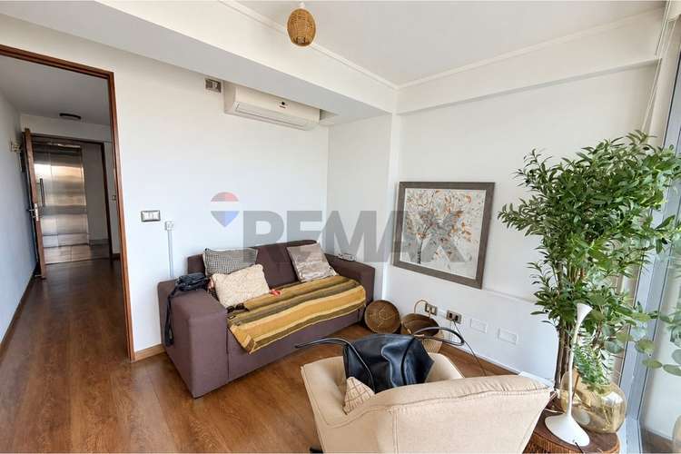 Oficina con terraza en venta. metro m. montt. - Imagen 3
