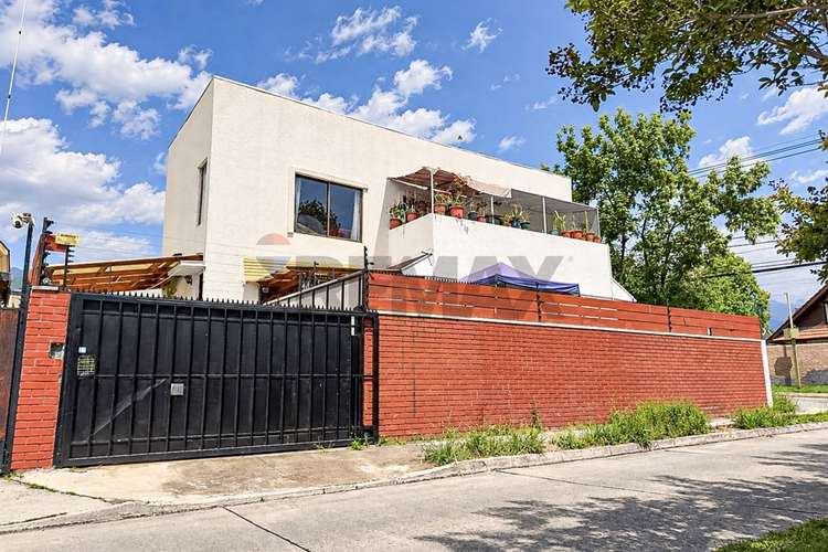 Casa de 2 pisos con loft independiente las condes - Imagen 28