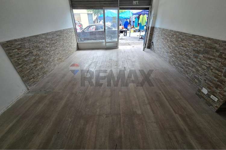 Arrienda local en calle – 40 metros – planta libre - Imagen 8