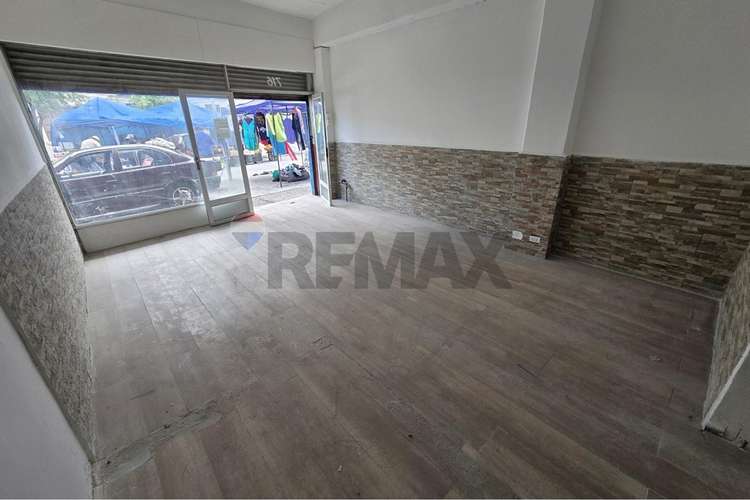 Arrienda local en calle – 40 metros – planta libre - Imagen 9