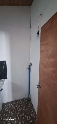 ARRIENDO AMPLIA Y HERMOSA CASA IDEAL PARA VIVIR TRANQUILO - Imagen 7