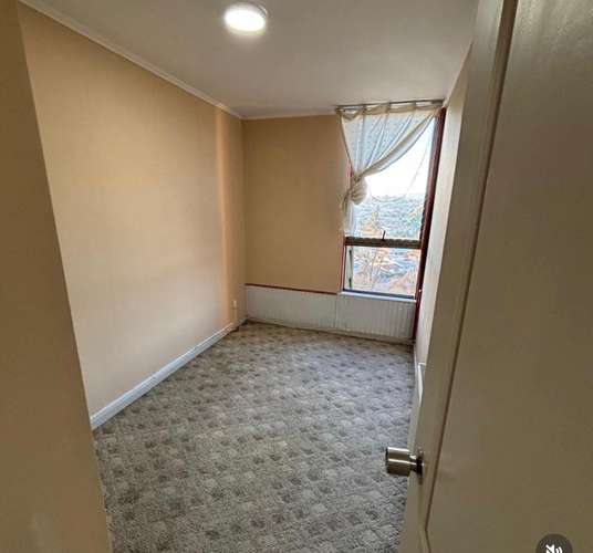 ARRIENDO DPTO TRES DORMITORIOS DOS BAÑOS CERCANO AVDA ALEMA - Imagen 8