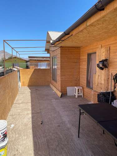 CASA 2 PISOS APTA LOCAL COMERCIAL PAIPOTE - Imagen 4