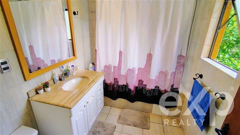 Parcela en venta en Olmué. Casa de 140 m2 con piscina. - Imagen 29