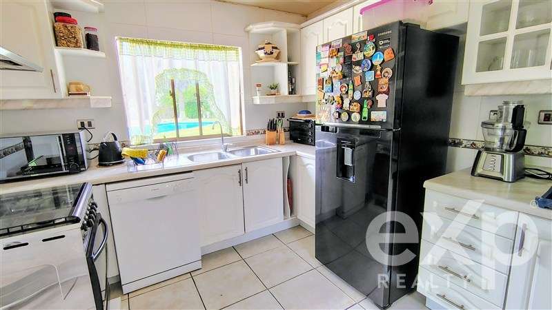 Vende parcela en Olmué. Casa de 140 m2. Piscina. - Imagen 51