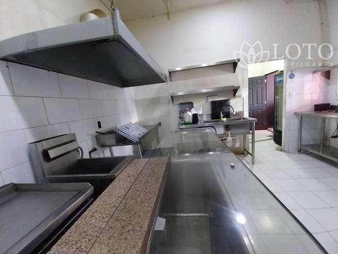 Se arrienda local comercial en Strip center consolidado en Quilpué