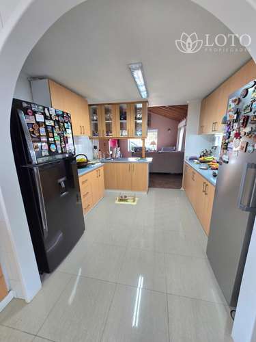 Venta de casa amplia en Algarrobo - Imagen 7