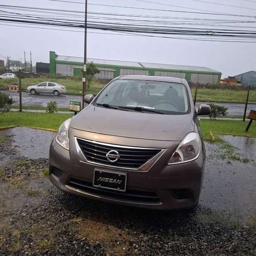 Nissan versa