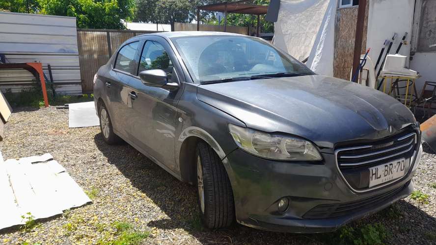Peugeout 301 Año 2015
