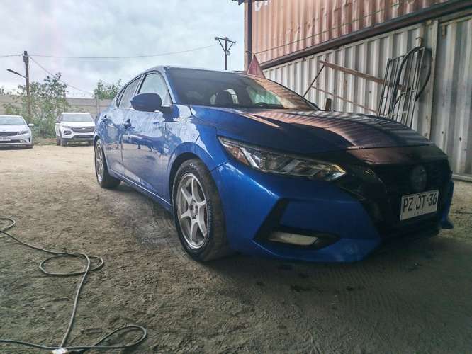 Nissan sentra - Imagen 3