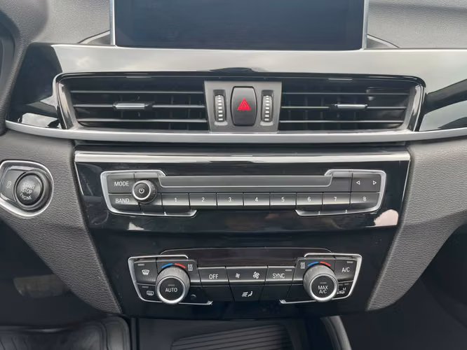 BMW X1 SDRIVE 18i 1.5