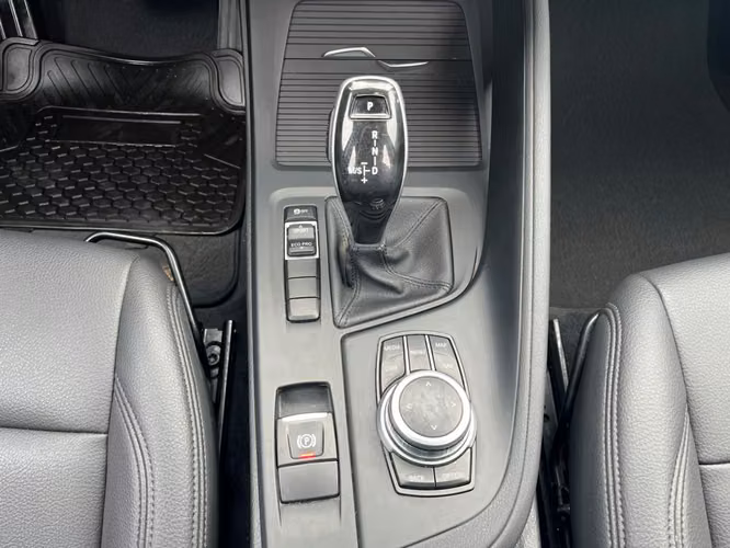 BMW X1 SDRIVE 18i 1.5