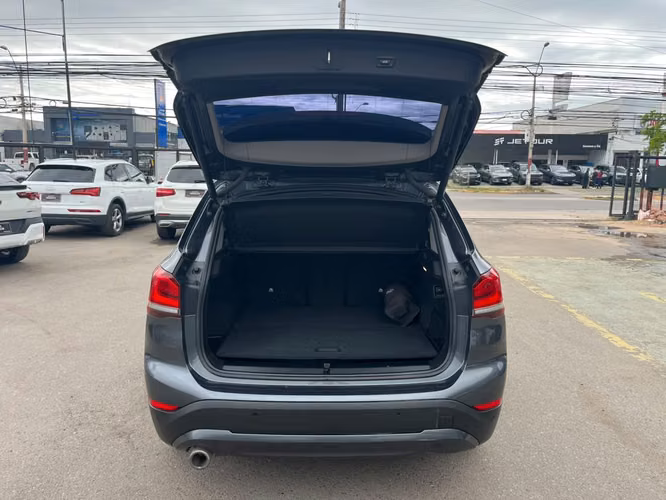 BMW X1 SDRIVE 18i 1.5