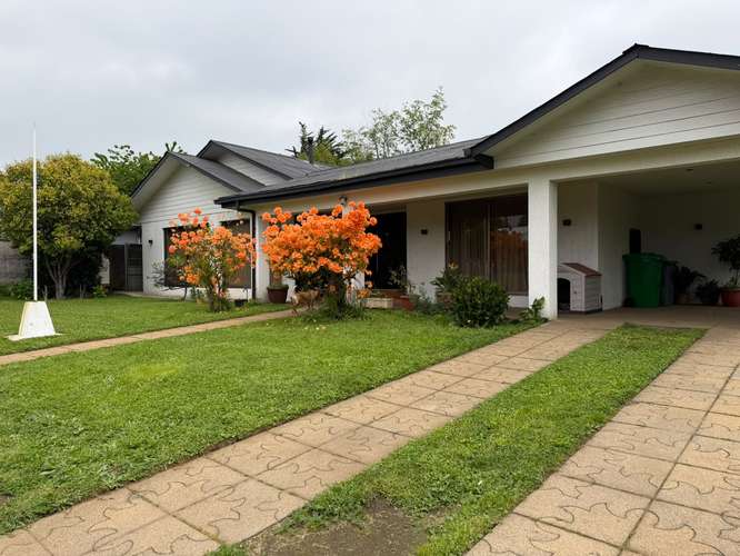 EN VENTA MODERNA CASA EN LA COMUNA DE PINTO - Imagen 25
