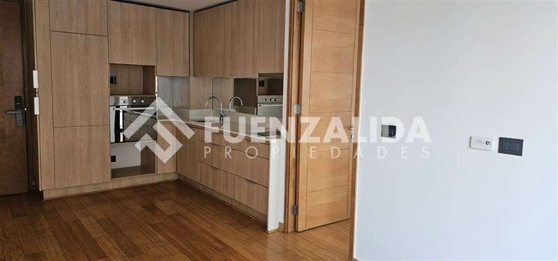 Moderno depto. en arriendo de 1 dorm. 1 estac. Las Condes - Imagen 4