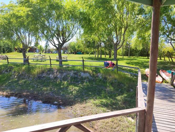 Rapel casa con lago.