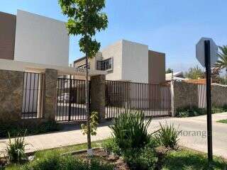Arriendo TownHouse en exclusivo sector - Imagen 23