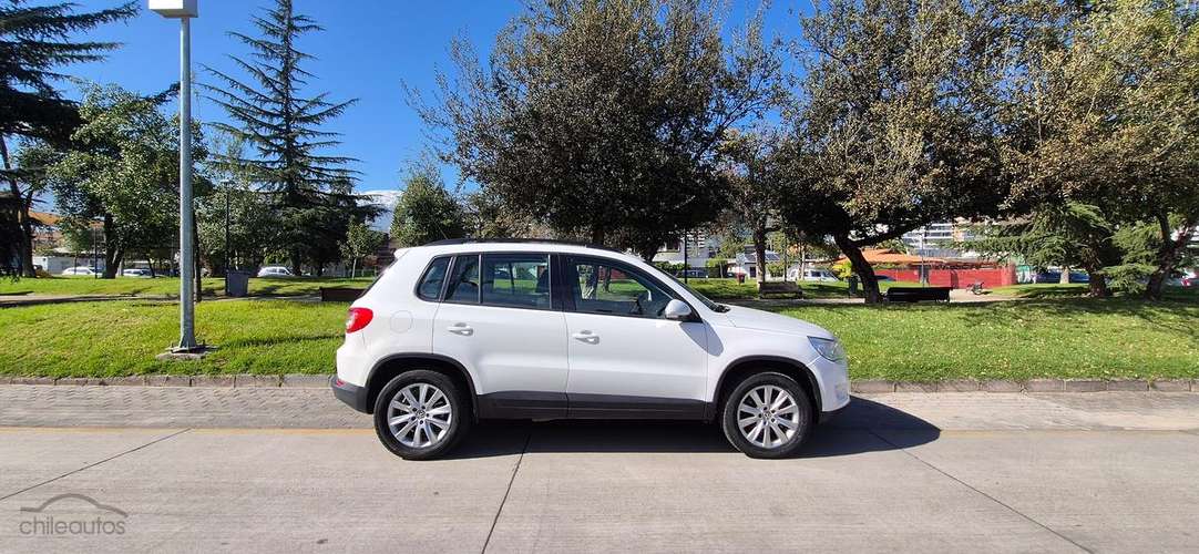 Volkswagen  Tiguan 2012 Highline AT