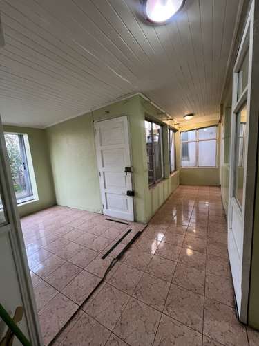 Se vende casa de un piso en centro de Chillán - Imagen 9