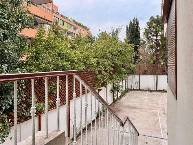 Excelente casa comercial Nueva Costanera - Vitacura,  Excelentes espacios - Imagen 19