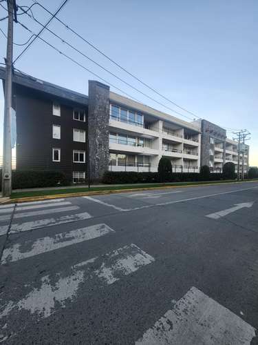 Vendo amplio departamento con hermosa vista