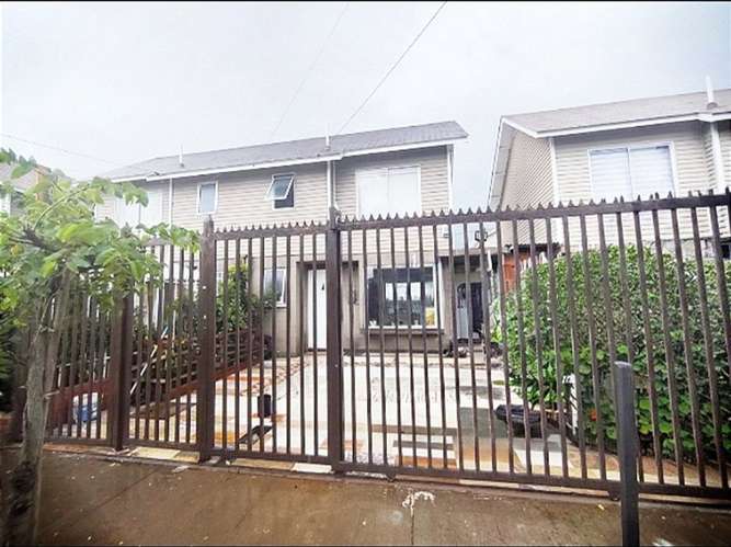 Casa en arriendo de 3 dormitorios en Puente Alto, AEP