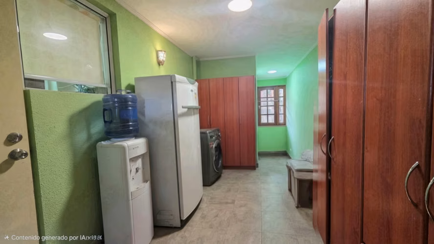 Se Vende Amplia Casa En Peñalolén-altos Del Parque Poniente